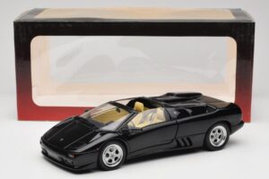 Lamborghini Diablo Roadster Negro AUTOart 1:18 70093-R1 Metal - imagen 10 de 10
