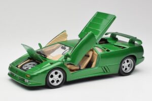 Lamborghini Diablo SE Verde Maisto 1:18 50303 Metal - imagen 2 de 8