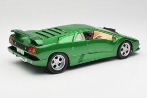 Lamborghini Diablo SE Verde Maisto 1:18 50303 Metal - imagen 3 de 8