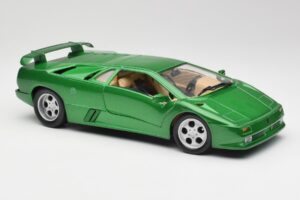 Lamborghini Diablo SE Verde Maisto 1:18 50303 Metal - imagen 6 de 8