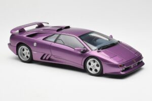 Lamborghini Diablo SE30 Jota Morado Metálico AUTOart 1:18 79142 Compuesto - imagen 6 de 8