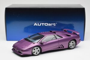 Lamborghini Diablo SE30 Jota Morado Metálico AUTOart 1:18 79142 Compuesto - imagen 8 de 8