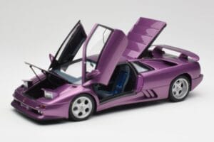 Lamborghini Diablo SE30 Anniversary Edition Morado Metálico AUTOart 1:18 79158 Metal - imagen 2 de 8