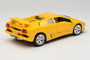 Lamborghini Diablo Amarillo Bburago 1:18 3041-M2 Metal - imagen 3 de 8