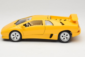 Lamborghini Diablo Amarillo Bburago 1:18 3041-M2 Metal - imagen 4 de 8
