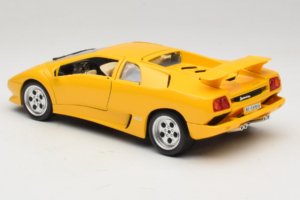 Lamborghini Diablo Amarillo Bburago 1:18 3041-M2 Metal - imagen 7 de 8
