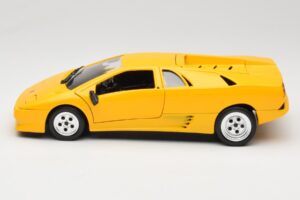 Lamborghini Diablo Amarillo Tonka 1:18 9035 Metal - imagen 4 de 8