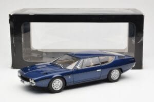 Lamborghini Espada Azul Metallic AUTOart 1:18 74502 Metal - imagen 8 de 8