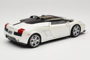 Lamborghini Gallardo Concept Blanco Mondo Motors 1:18 146432 Metal - imagen 3 de 8