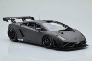 Lamborghini Gallardo GT3 FL2 Gris Oscuro AUTOart 1:18 81360 Metal - imagen 6 de 8