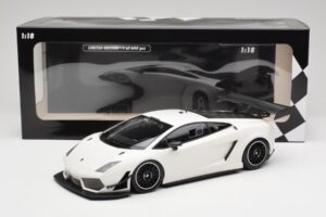 Lamborghini Gallardo LP600+ GT3 Bianco Monocerus Minichamps 1:18 151111102 Metal - imagen 6 de 6
