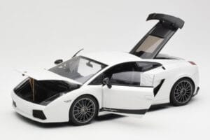 Lamborghini Gallardo Superleggera Monocerus Metallic Blanco AUTOart 1:18 74585 Metal - imagen 2 de 8