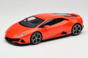 Lamborghini Huracan EVO Arancio Xanto AUTOart 1:18 79214 Compuesto