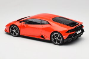 Lamborghini Huracan EVO Arancio Xanto AUTOart 1:18 79214 Compuesto - imagen 7 de 8