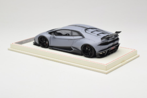 Lamborghini Huracan LB Performance x Novitec Torado Gris Davis & Giovanni 1:18 HURACAN001 Resina - imagen 5 de 7