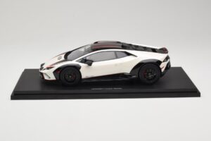 Lamborghini Huracan Sterrato No. 63 Blanco TopSpeed 1:18 TS0610 Resina - imagen 3 de 6