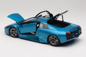 Lamborghini Murcielago 40th Anniversary Verde Artemis AUTOart 1:18 74515 Metal - imagen 5 de 9