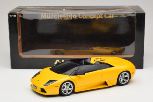 Lamborghini Murcielago Concept Metallic Yellow AUTOart 1:18 74561 Metal - imagen 8 de 8