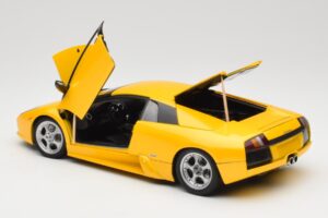 Lamborghini Murcielago LP640 Giallo Orion AUTOart 1:18 74511 Metal - imagen 5 de 8