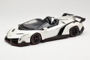 Lamborghini Veneno Roadster Blanco Con Línea Roja Kyosho 1:18 C09502W Metal