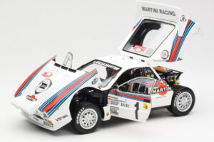 Lancia 037 Martini #1 W. Rohrl / C. Geistdorfer Winner Rally Monte Carlo 1983 Version Noche Kyosho 1:18 08306A Metal - imagen 2 de 8