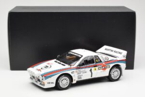 Lancia 037 Martini #1 W. Rohrl / C. Geistdorfer Winner Rally Monte Carlo 1983 Version Noche Kyosho 1:18 08306A Metal - imagen 8 de 8