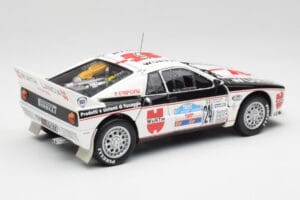 Lancia 037 #1 G. Cunico / E. Bartolich Targa Florio Winner 1983 Kyosho 1:18 08302H Metal - imagen 3 de 8