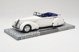 Lancia Astura Tipo 233 Corto Blanco Minichamps 1:18 107125330 Resina