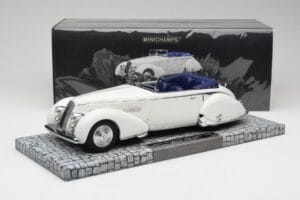 Lancia Astura Tipo 233 Corto Blanco Minichamps 1:18 107125330 Resina - imagen 6 de 6