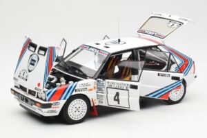 Lancia Delta HF 4WD #4 M. Alen / I. Kivimaki Martini Rally 1000 Lakes 1987 Kyosho 1:18 08960B Metal - imagen 2 de 8