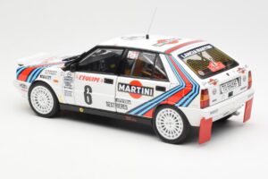 Lancia Delta HF 4WD #6 M. Biasion / T. Siviero Martini Rally Monte Carlo 1987 Kyosho 1:18 08960A Metal - imagen 7 de 8