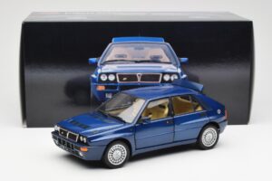 Lancia Delta HF Integrale Evo II Azul Kyosho 1:18 08341BL Metal - imagen 8 de 8