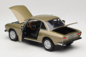 Lancia Fulvia Coupe Bronze Longchamps Norev 1:18 187985 Metal - imagen 5 de 8