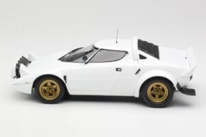 Lancia Stratos HF Stradale Blanco Minichamps 1:18 155741700 Metal - imagen 3 de 6