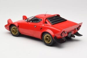 Lancia Stratos Rojo Minichamps 1:18 155741701 Metal - imagen 5 de 6