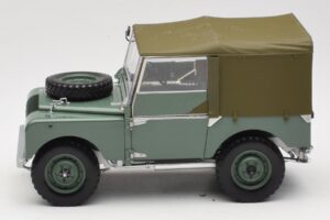 Land Rover 88 Series I Verde Minichamps 1:18 150168900 Metal - imagen 4 de 8