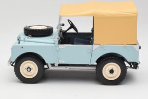Land Rover 88 Series I RAF Blue Minichamps 1:18 150168908 Metal - imagen 4 de 8