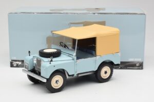 Land Rover 88 Series I RAF Blue Minichamps 1:18 150168908 Metal - imagen 8 de 8
