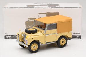 Land Rover 88 Series I RAF Beige Minichamps 1:18 150168911 Metal - imagen 8 de 8