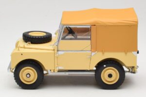 Land Rover 88 Series I RAF Beige Minichamps 1:18 150168911 Metal - imagen 4 de 8