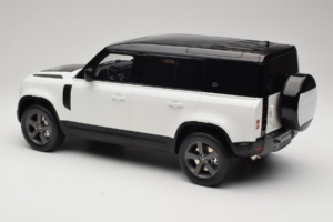 Land Rover Defender 110 L663 GT Spirit 1:12 GT554 Resina - imagen 5 de 6