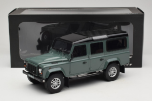 Land Rover Defender Station Wagon Keswick Green GT Spirit 1:18 GT527 Resina - imagen 6 de 6