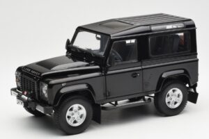 Land Rover Defender 90 Santorini Negro Metalizado Kyosho 1:18 08901BK Metal