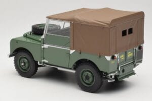 Land Rover Series 1 88 Verde Minichamps 1:18 150168912 Metal - imagen 7 de 8