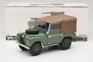 Land Rover Series 1 88 Verde Minichamps 1:18 150168912 Metal - imagen 8 de 8