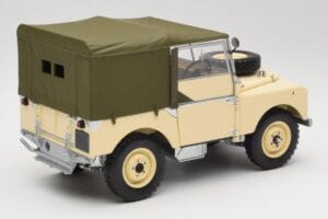 Land Rover Series I 88 Sand Beige Mate Minichamps 1:18 150168905 Metal - imagen 3 de 8
