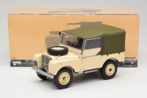 Land Rover Series I 88 Sand Beige Mate Minichamps 1:18 150168905 Metal - imagen 8 de 8