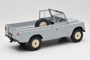 Land Rover Series II 109 Pickup Gris MCG 1:18 MCG18092 Metal - imagen 2 de 6