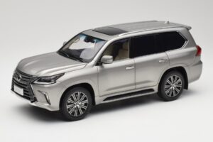 Lexus LX570 Sonic Titanio Kyosho 1:18 08955T Metal