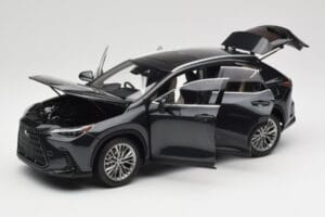 Lexus NX450h+ AZ20 Negro Kyosho 1:18 08968GBK Resina - imagen 2 de 8